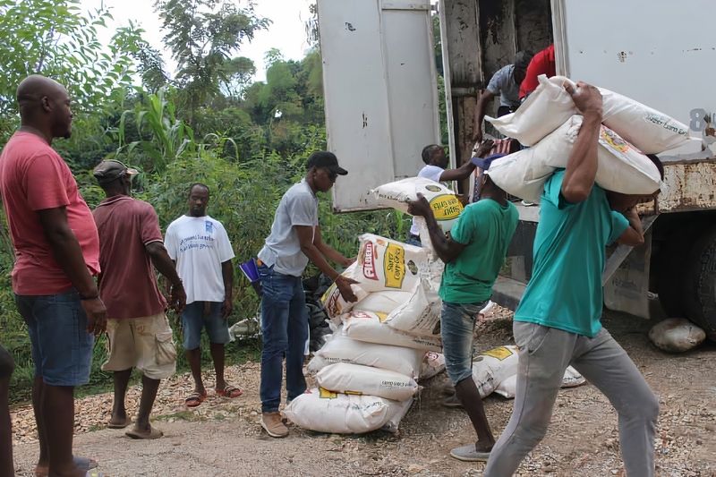 Erdbeben Haiti - Lebensmittelllieferungen für Familien